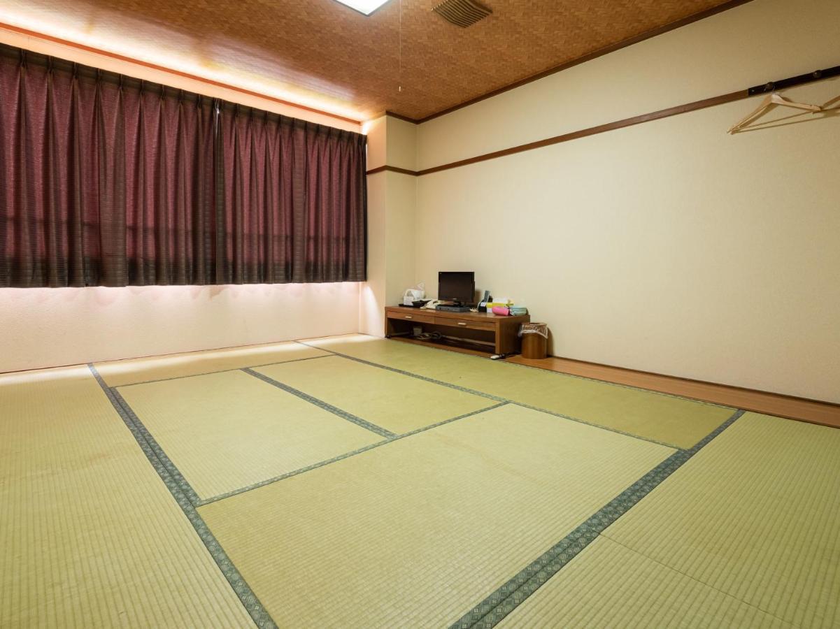 Tabist Hotel Kurama Хиконе Экстерьер фото